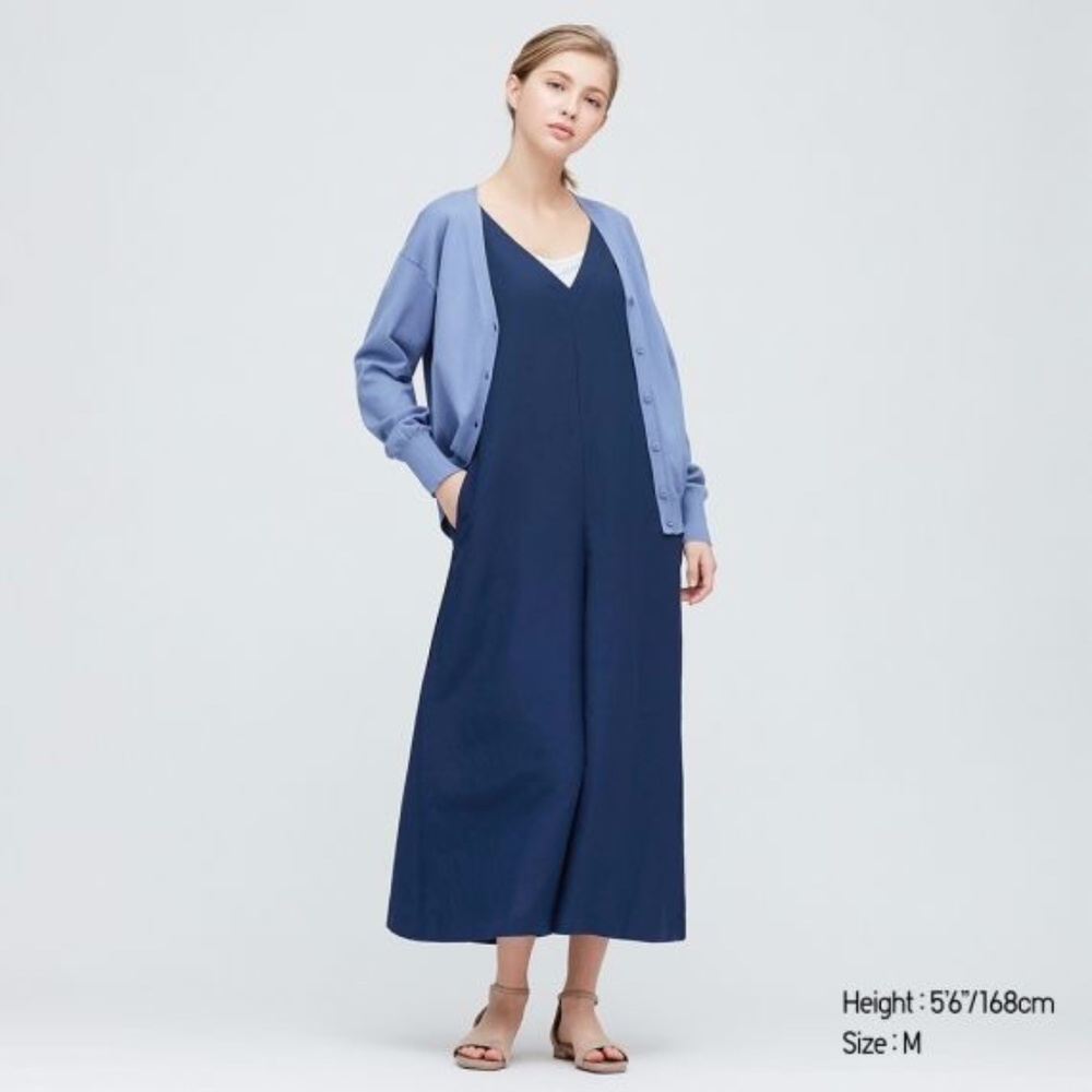 Uniqlo Navy Blue Linen Jumpsuit (Never worn)